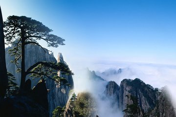 题黄山汤院