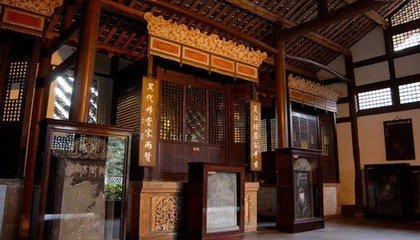 游道林寺四绝亭，观宋杜诗版