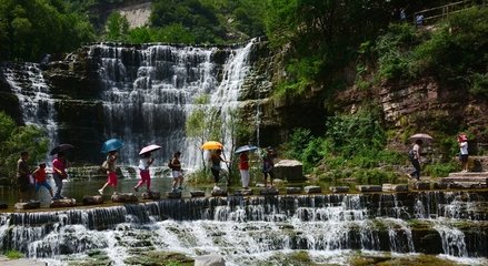 招客看山