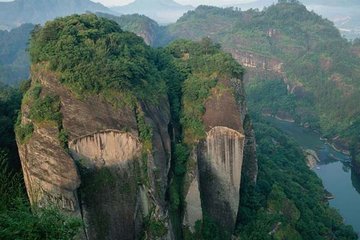 灵峰院龙龛山和蔡君谟