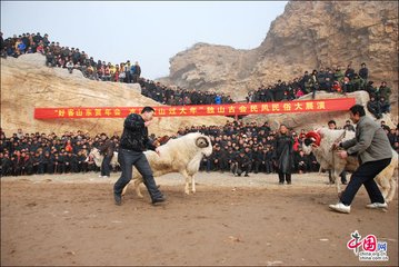 夜过梁山泺