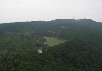 陪西山游鼓山一首