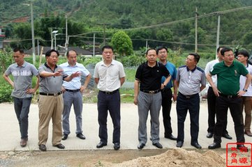 题陈山人居