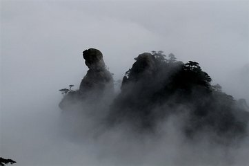 宿巫山庙二首