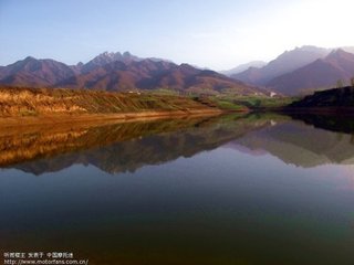 春日南山行