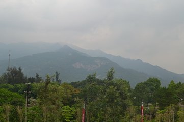 重忆山居六首。罗浮山（番禺连帅所遗）