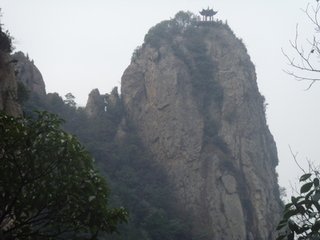 满庭芳·雨带苍烟